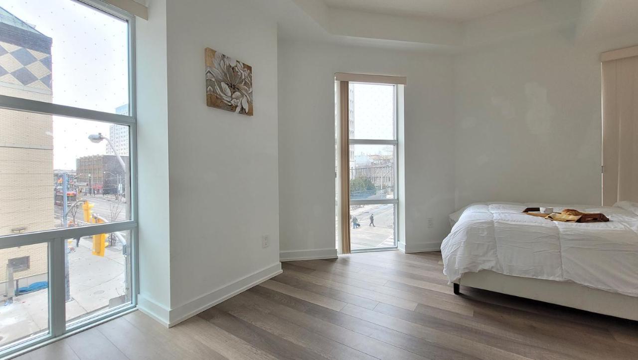 Lovely 3 Bedrooms In University Of Toronto Exterior photo