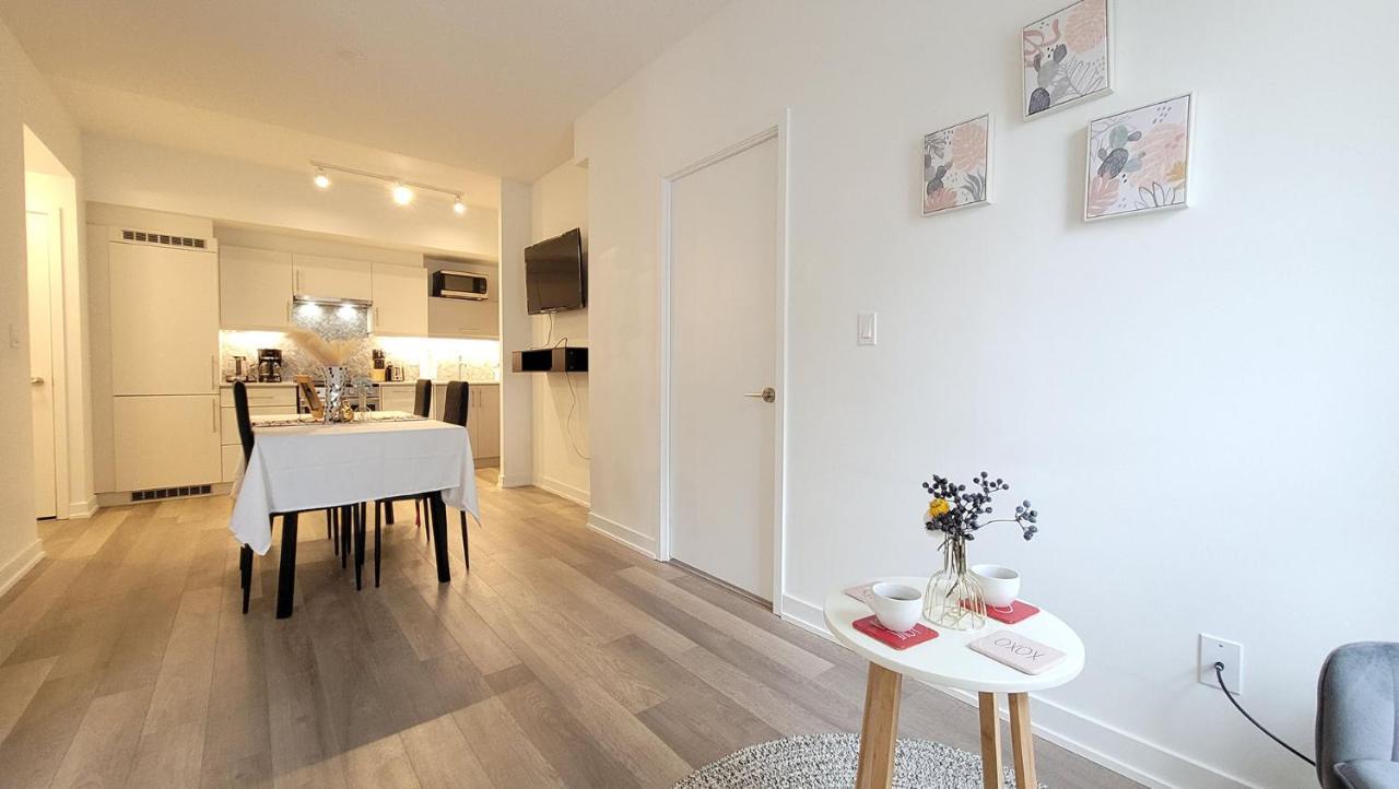 Lovely 3 Bedrooms In University Of Toronto Exterior photo