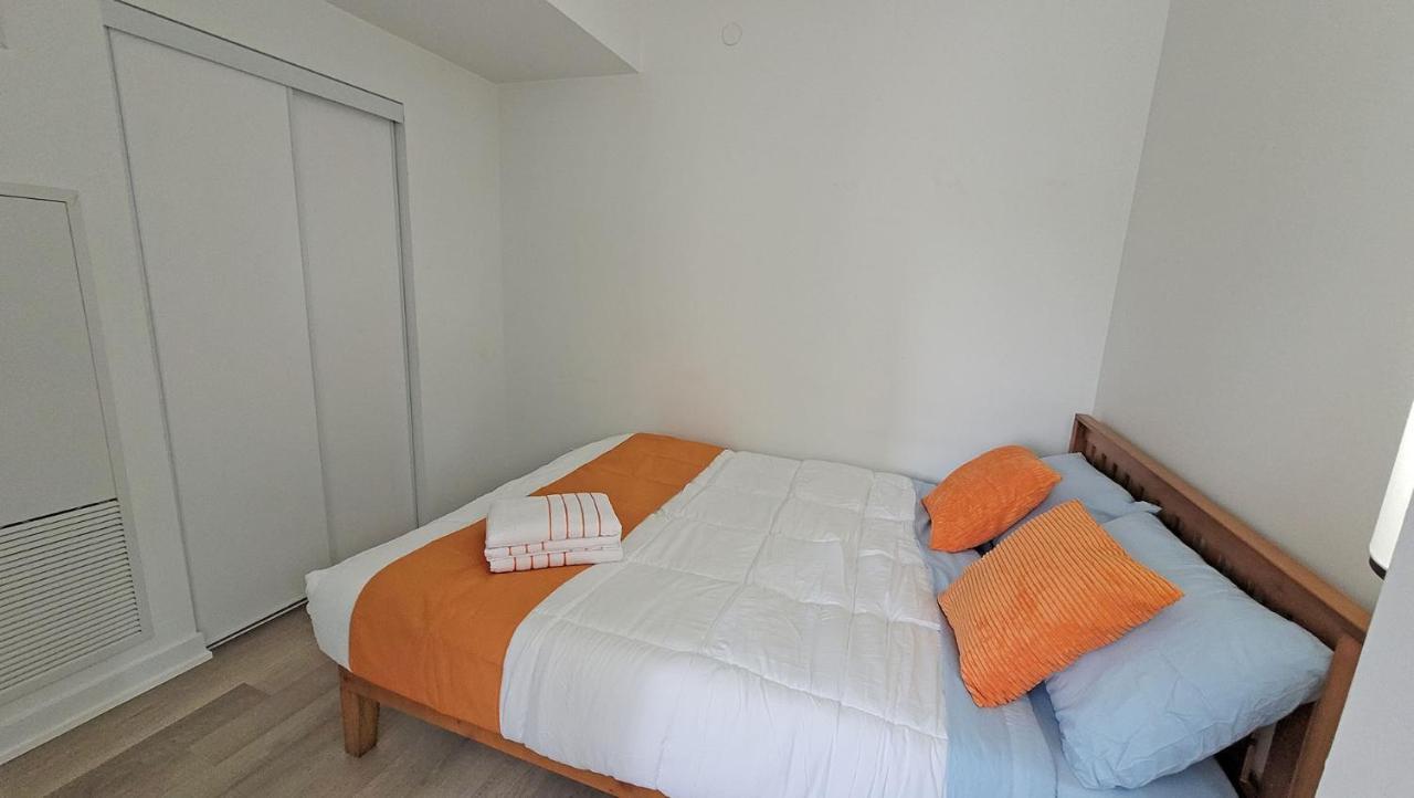 Lovely 3 Bedrooms In University Of Toronto Exterior photo