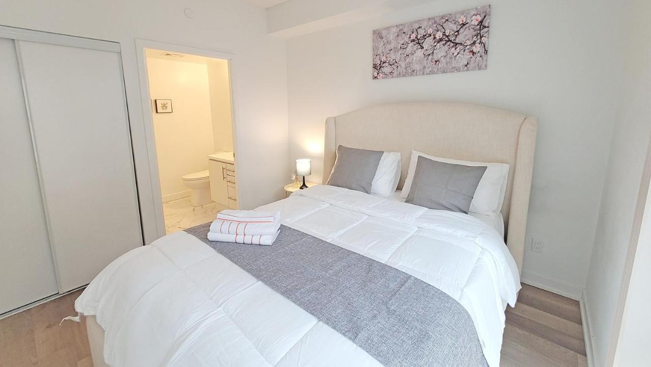 Lovely 3 Bedrooms In University Of Toronto Exterior photo